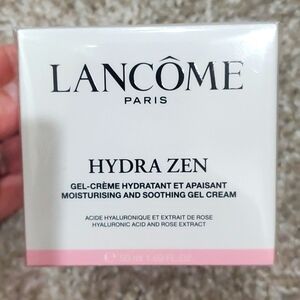 Lancome Hydra Zen Moisturizing and Soothing Gel Cream
